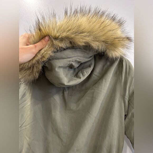 Abercrombie & Fitch Winter Olive Green Parka - Picture 11 of 16